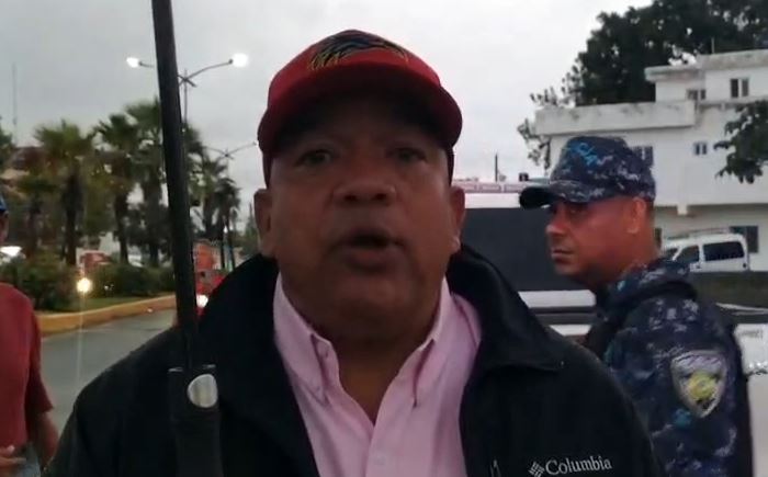autoridades-intervienen-en-rio-camu-por-crecida-en-la-vega