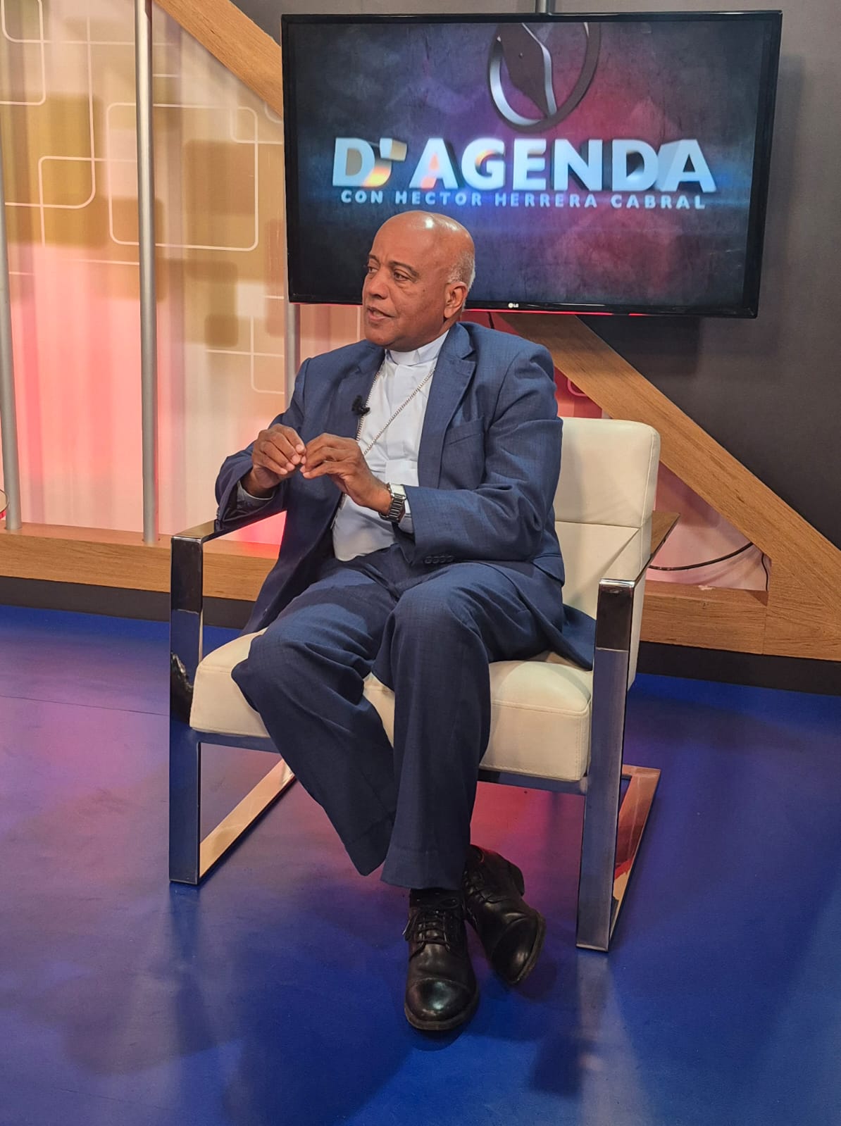 video-obispo-manuel-ruiz-admite-ausencia-de-la-iglesia-en-momentos-y-espacios-claves,-pero-asegura-que-no-se-va-a-apartar-de-los-pobres