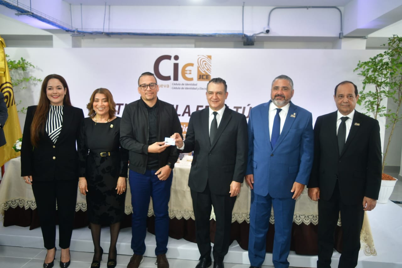 mas-de-9-millones-de-dominicanos-deberan-renovar-su-cedula-desde-este-12-de-abril