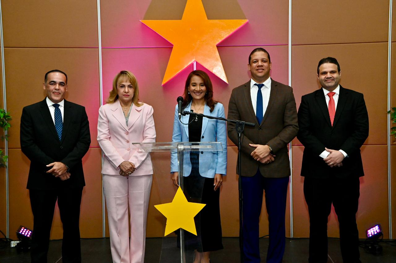 zoraima-cuello:-“el-prm-pide-auxilio-porque-el-pld-es-el-que-sabe-gobernar”