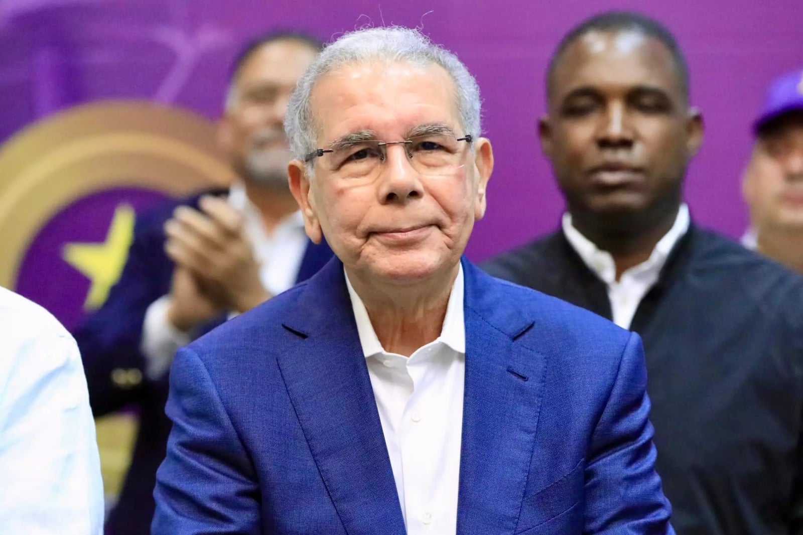 medina-acusa-al-gobierno-de-no-tener-plan-ante-impacto-del-conflicto-ee-uu.–iran