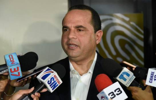 fp-preocupada-por-lentitud-en-cedulacion:-llama-jce-a-planificar-para-acelerar-proceso-entrega-nueva-cedula 