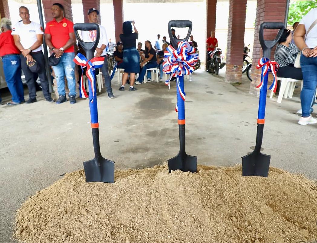 asdn-inicia-reconstruccion-de-estacion-de-bomberos-de-villa-mella-con-inversion-de-rd$15-millones