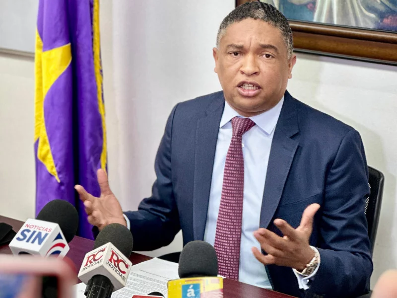 lorenzo-considera-al-gobierno-del-prm,-como-una-gestion-sin-planificacion-ni-rumbo-claro