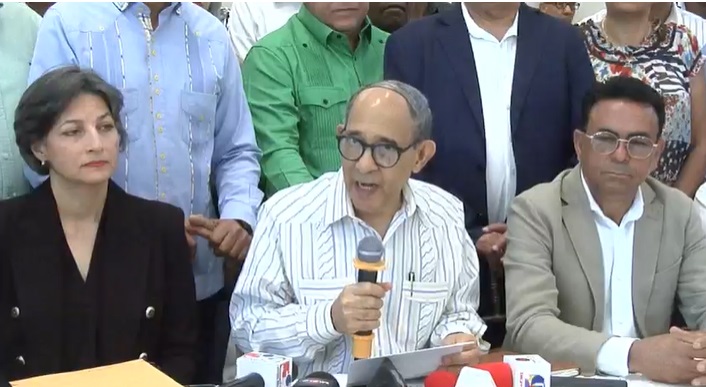 fp-denuncia-sobrecostos-y-aislamiento-de-comunidades-en-circunvalacion-moca;-advierte-la-obra-supera-rd$3-mil-millones