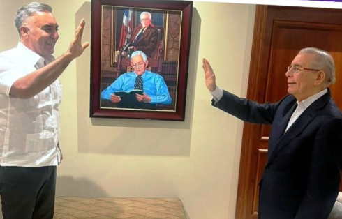 ¡de-vuelta-a-casa!-danilo-medina-recibe-a-mario-hidalgo,-quien-se-reintegra-al-pld