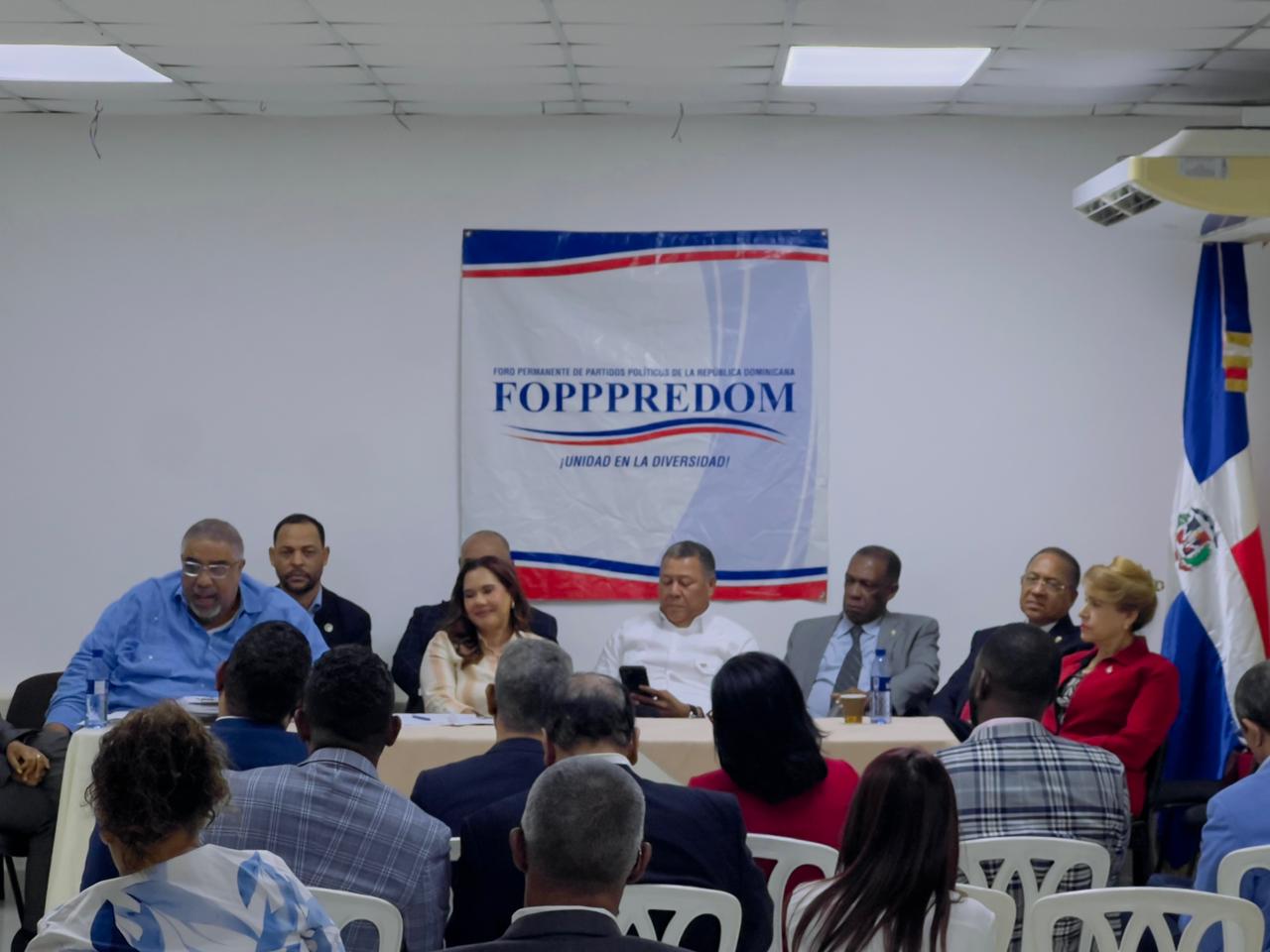 foro-de-partidos-pide-intervencion-de-jce-para-evitar-gobierno-mutile-presupuesto-de-esas-entidades