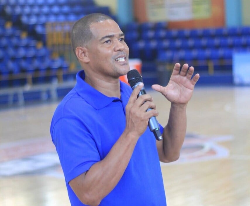 arbitro-erick-martinez-esta-en-estado-estable