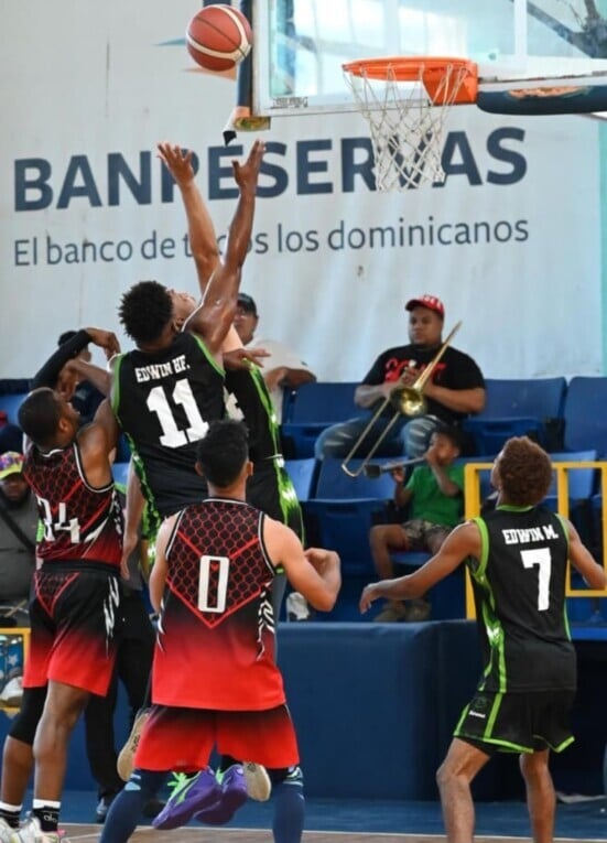 nacional-de-basket-para-sordos-en-mauricio-baez