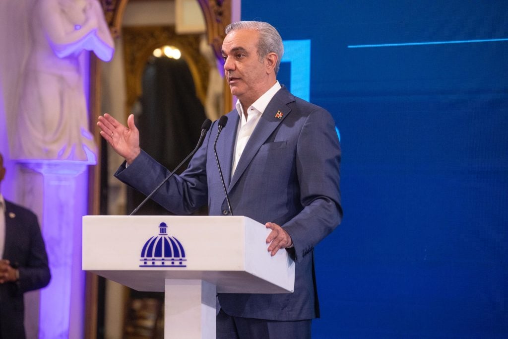 abinader-recibira-la-llama-de-los-juegos-centroamericanos-y-del-caribe-2026