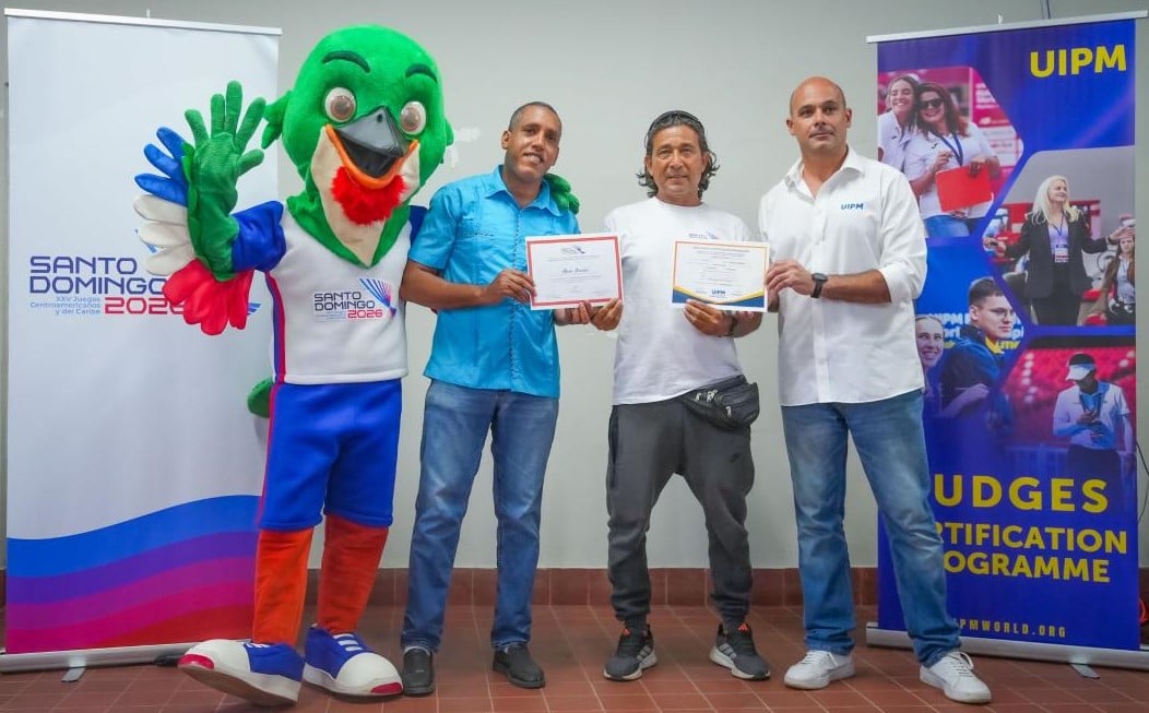 capacitan-jueces-de-pentatlon-moderno-rumbo-a-santo-domingo-2026