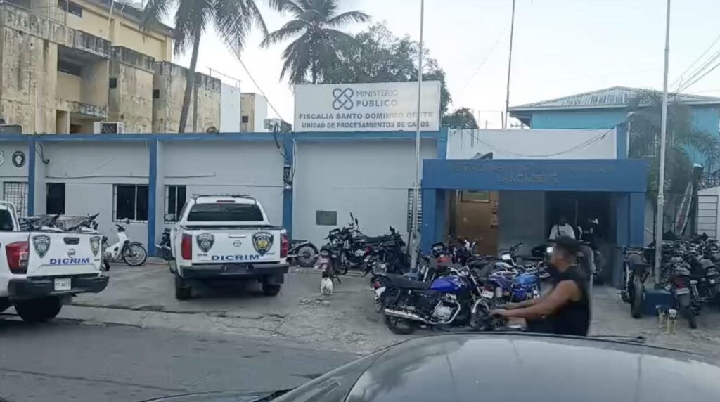 solicitan-prision-preventiva-contra-policia-acusado-de-matar-a-su-pareja-en-sdo