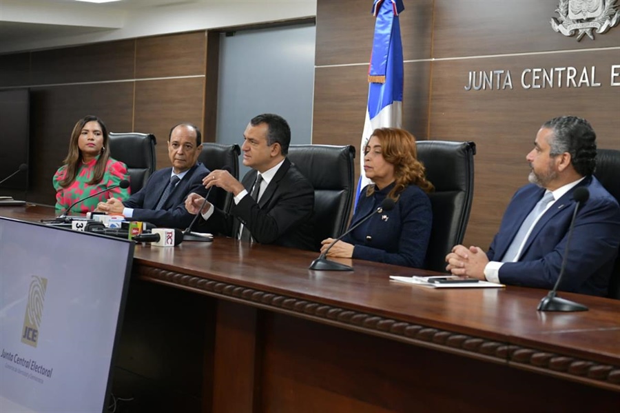 “afectaria-la-equidad-electoral”:-junta-central-electoral-rechaza-reduccion-de-fondos-a-partidos-politicos