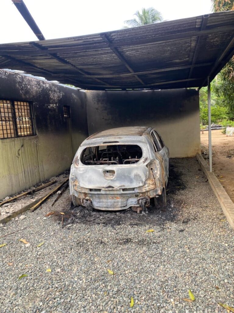 video:-familia-de-el-caimito-afuera-pide-justicia-tras-ataque-incendiario-a-su-vivienda-en-la-vega