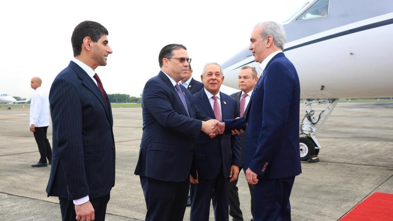 abinader-llega-a-panama,-donde-sera-orador-principal-de-congreso-mundial 