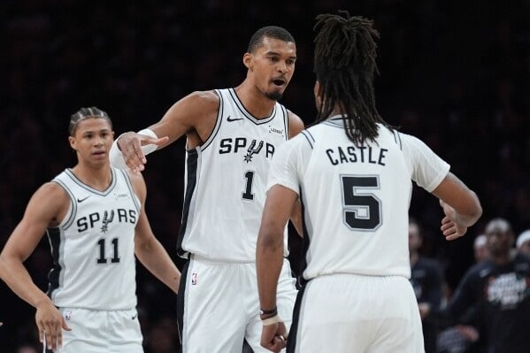 spurs-de-san-antonio-destrozan-a-minnesota-y-clasifican-a-finales-de-conferencia