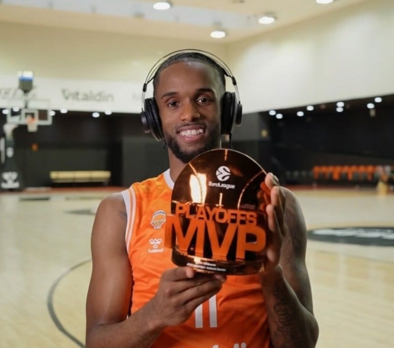 jean-montero-sigue-haciendo-historia:-gana-premio-mvp-de-la-euroliga