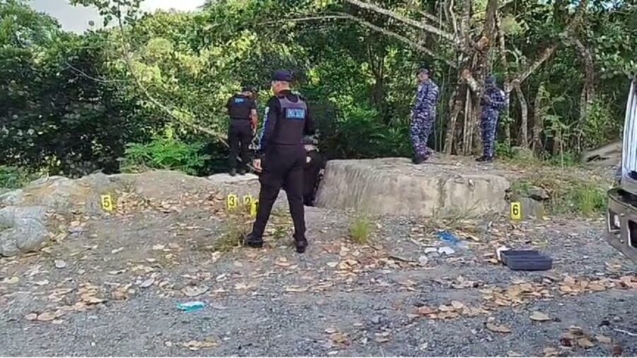 video:-hallan-dos-cuerpos-con-varios-impactos-de-bala-en-barranco-de-la-carretera-la-vega-jarabacoa