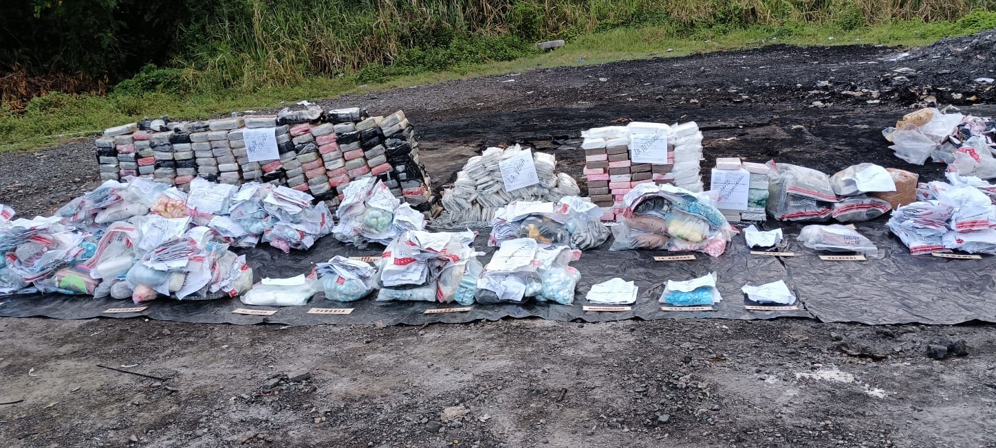 inacif-destruye-mas-de-960-kilogramos-de-drogas-ocupadas-en-operativos-antinarcoticos