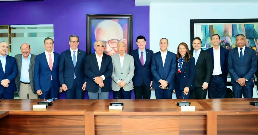 pld-y-conep-se-reunen-para-abordar-situacion-economica-nacional
