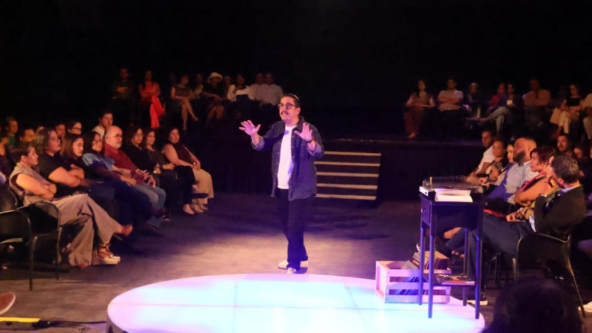 luis-jose-german-conecta-con-el-publico-en-su-primer-unipersonal