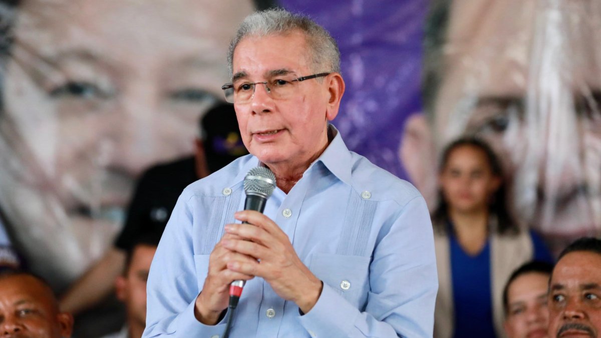 ¿por-que-danilo-medina-considera-“sospechosa”-la-suspension-de-encuestas-por-parte-de-la-jce?