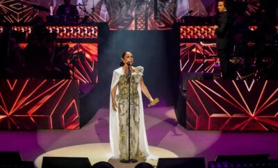 isabel-pantoja-celebra-junto-al-publico-dominicano-sus-«50-aniversario»-en-la-musica