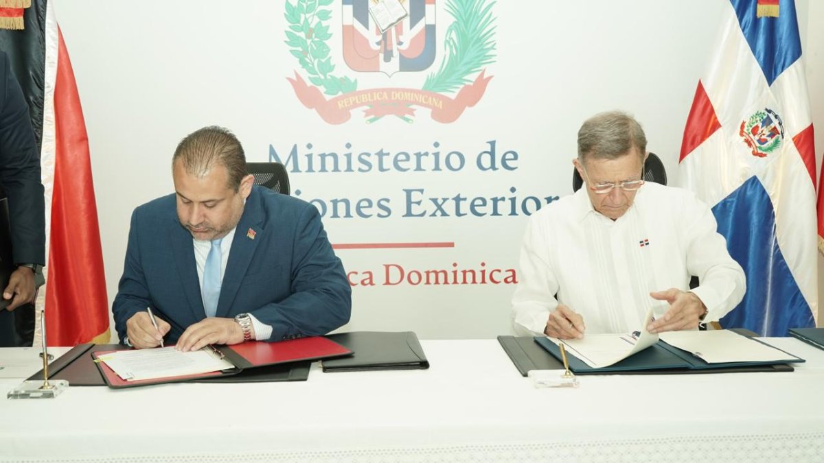 rd-y-trinidad-firman-acuerdo-aereo