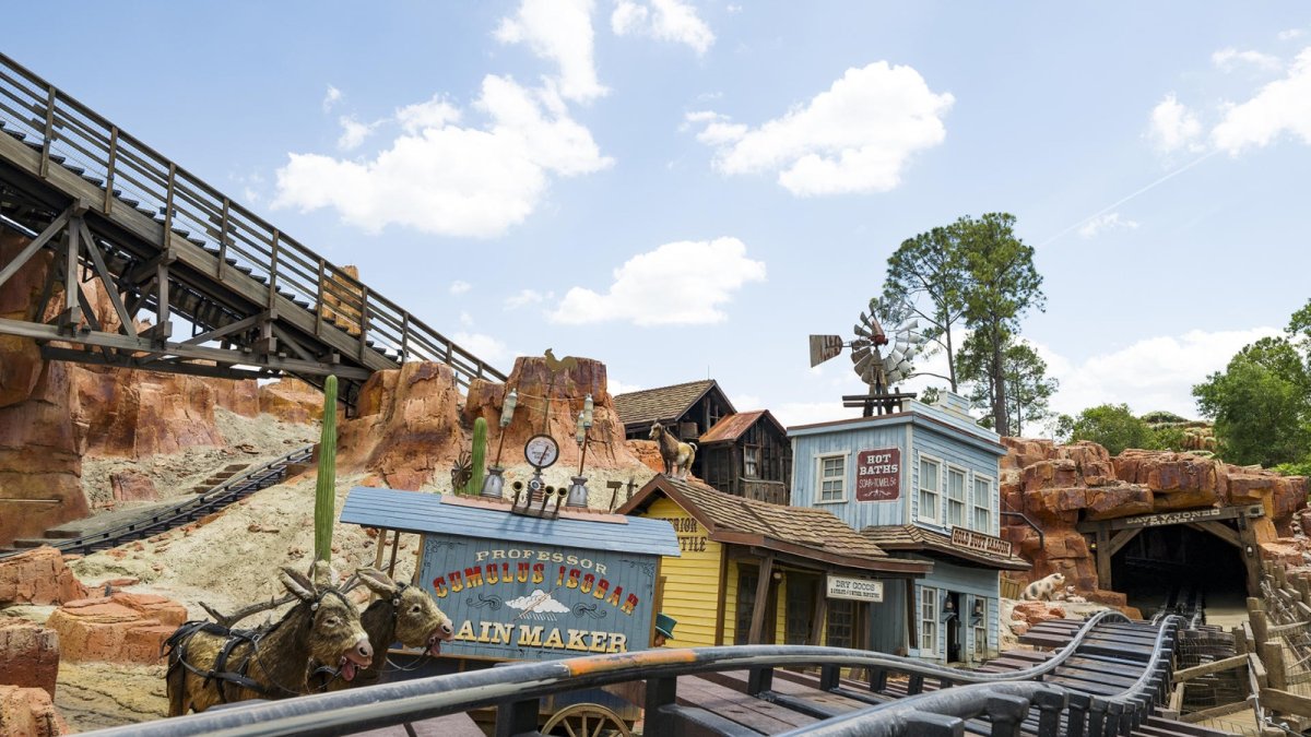 disney-reimagina-atracciones-clasicas-y-prepara-una-nueva-zona-latina-inspirada-en-encanto