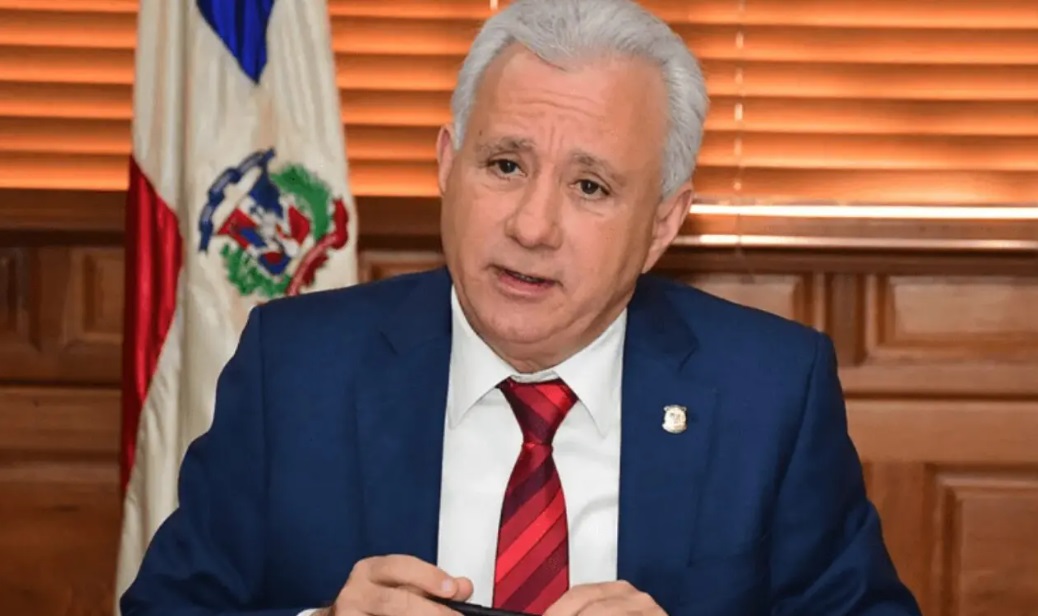 senador-de-santo-domingo-anuncia-su-salida-del-prm-y-asumira-funcion-independiente