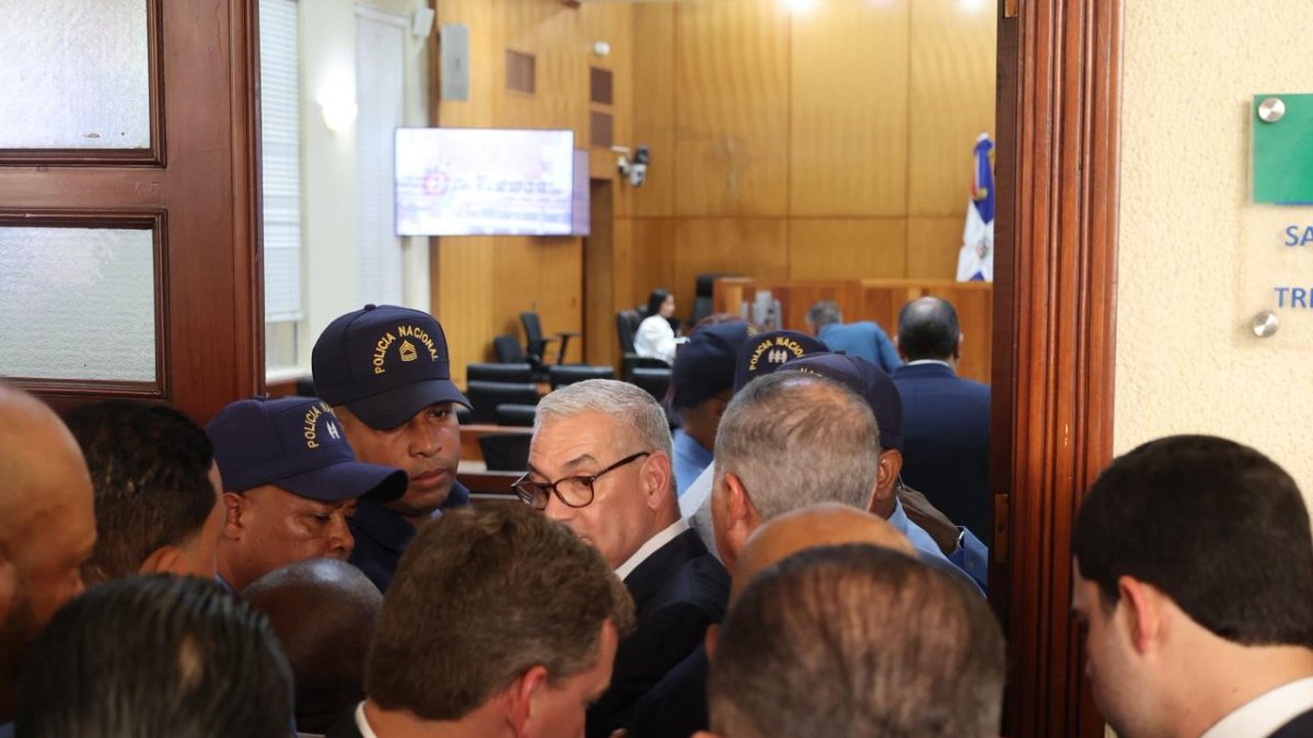 tribunal-decide-si-envia-o-no-a-juicio-de-fondo-a-imputados-del-caso-calamar
