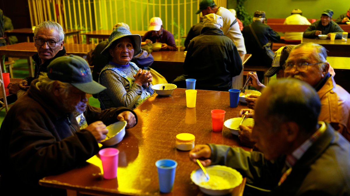 crisis-en-bolivia:-arroz-con-huevo-se-convierte-en-el-plato-diario-tras-29-dias-de-protestas