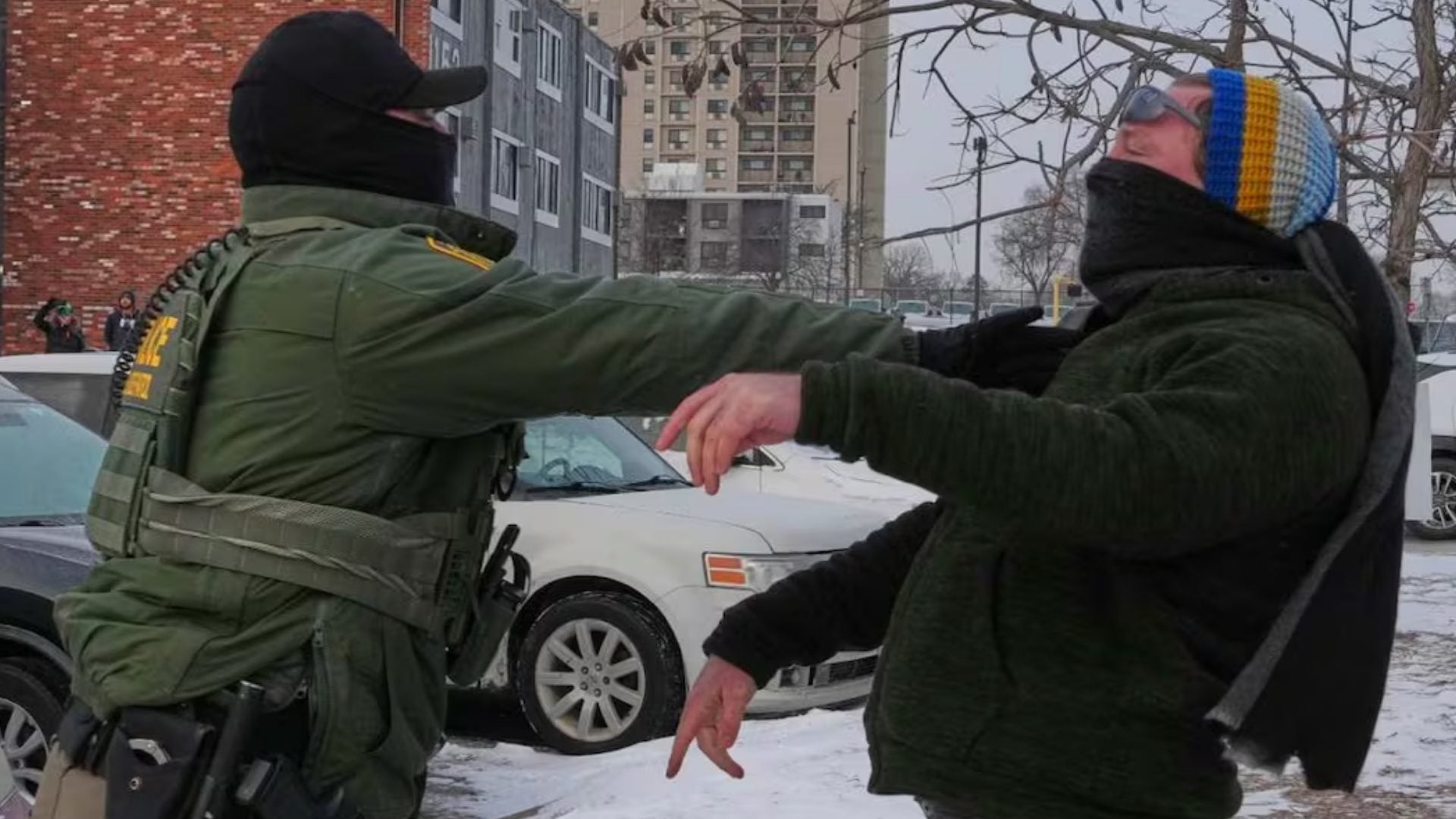 arrestan-a-agente-de-ice-acusado-de-disparar-a-migrante-venezolano-en-minnesota