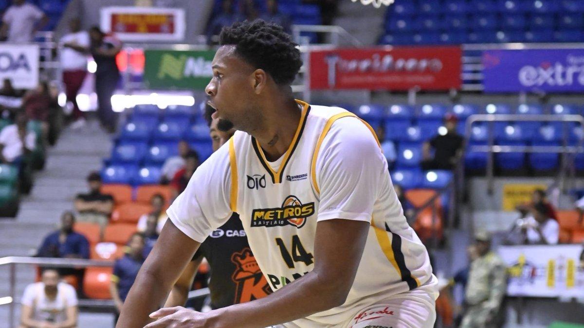 metros-de-santiago-abren-fase-de-eliminacion-con-victoria