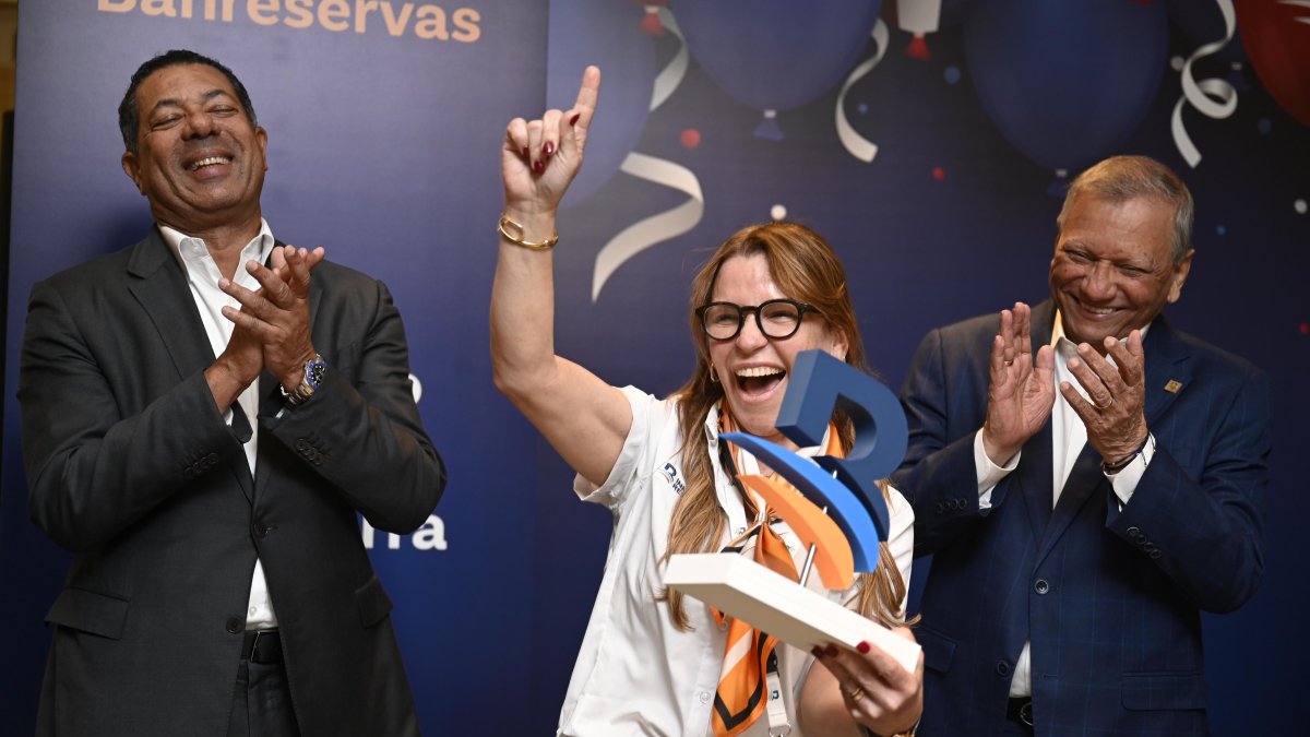 blue-diamond,-destacada-en-feria-de-banreservas-en-madrid-por-record-de-clientes-referidos
