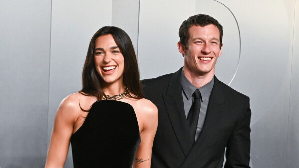 ¡llegaron-al-altar!-dua-lipa-y-el-actor-callum-turner-se-casaron
