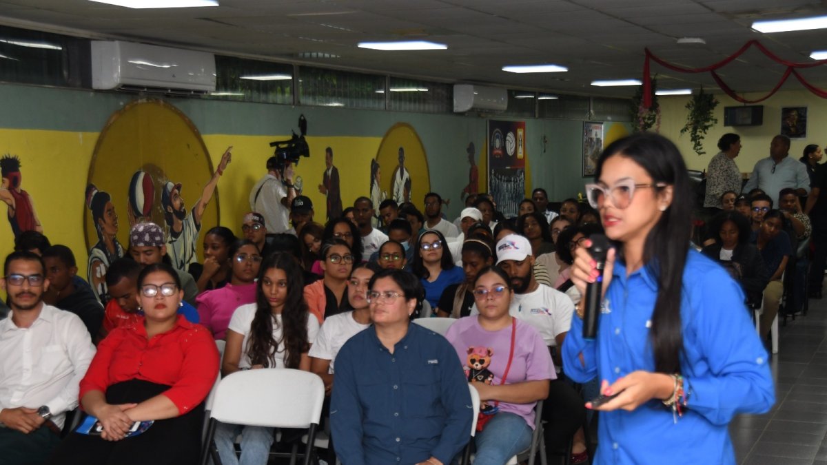 santo-domingo-2026-capacita-a-350-voluntarios-para-areas-medicas-y-antidopaje