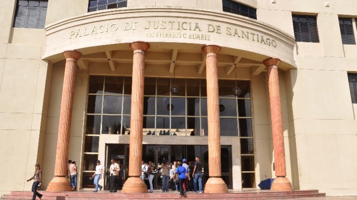 juez-fija-audiencia-para-conocer-coercion-integrantes-red-estafaba-en-e.u