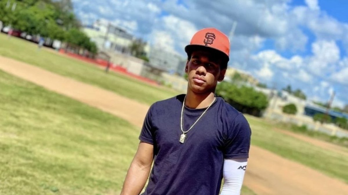 “mandalo-para-su-casa”:-la-inesperada-frase-que-sello-el-sueno-de-edgar-de-leon-con-los-yankees