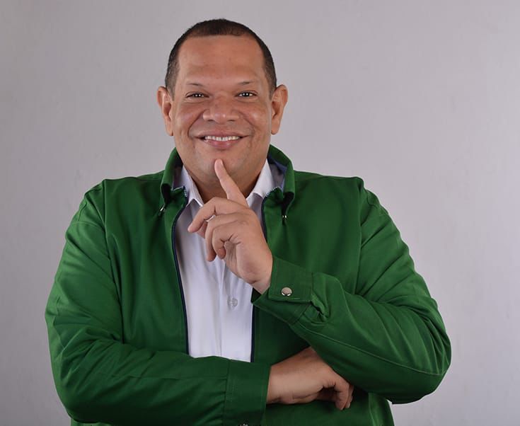 carlos-guzman-dice-a-la-prensa-rd-que-es-falso-su-retorno-al-pld