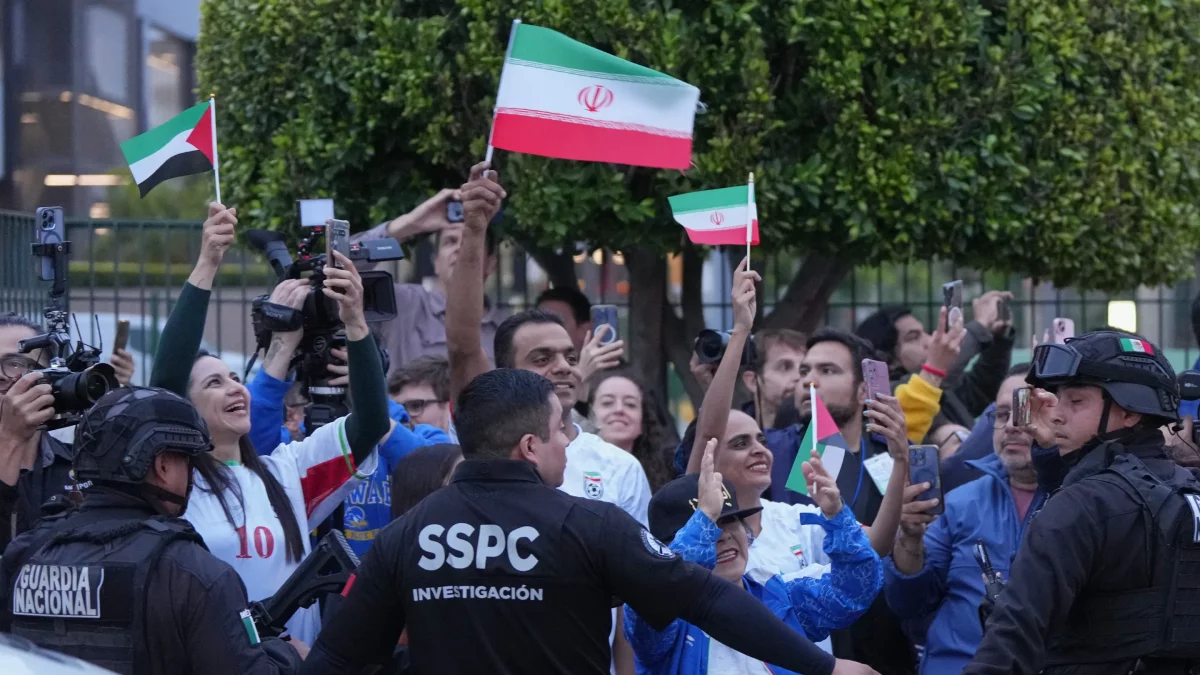 iran-acusa-a-fifa-de-excluir-a-sus-aficionados-del-mundial