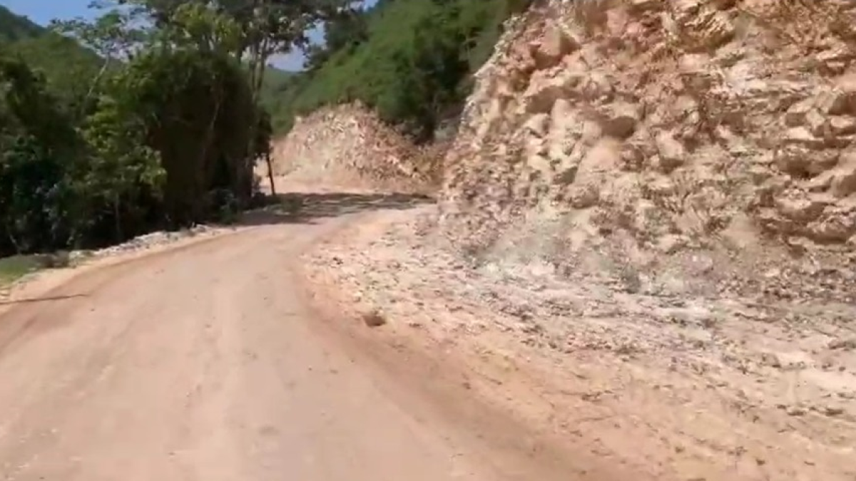 gobierno-acelera-carretera-alterna-en-barahona-para-mejorar-el-acceso-al-sur