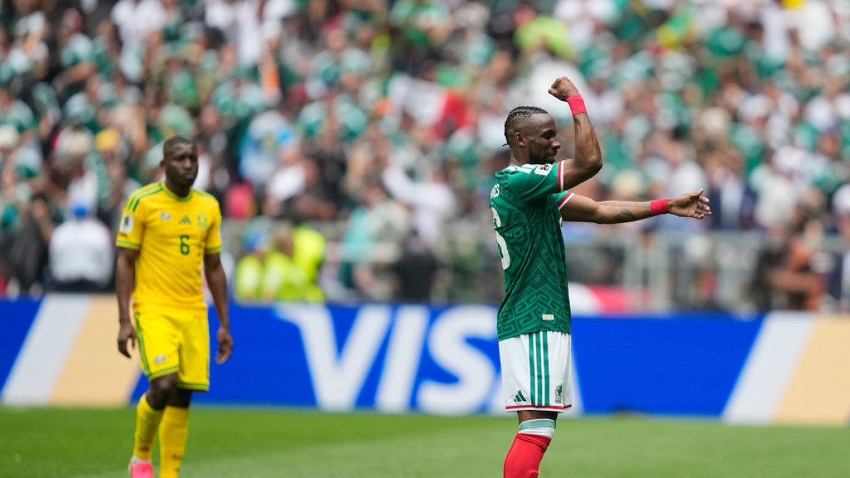 mexico-debuta-con-victoria-2-0-ante-sudafrica-en-el-mundial-2026-con-goles-de-quinones-y-jimenez