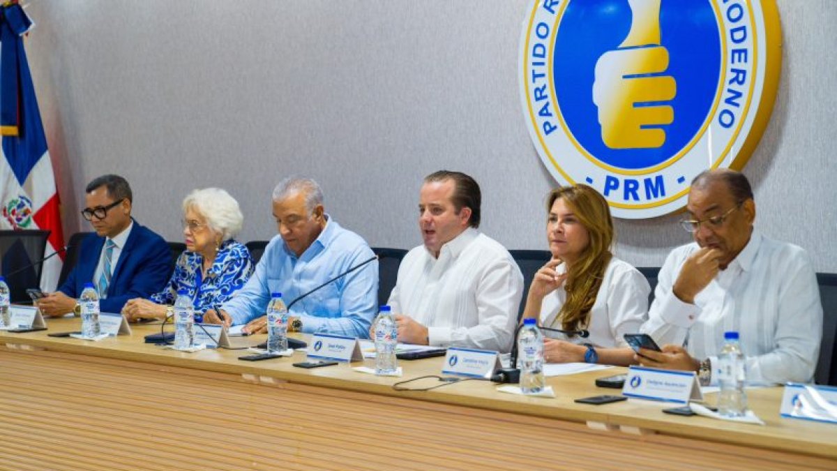 «la-cupula-del-prm-neutraliza-avance-disidencia-de-dirigentes-y-fija-reglas-de-juego»