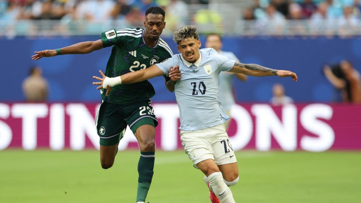 a-1-gol-por-bando-terminan-arabia-saudita-y-uruguay
