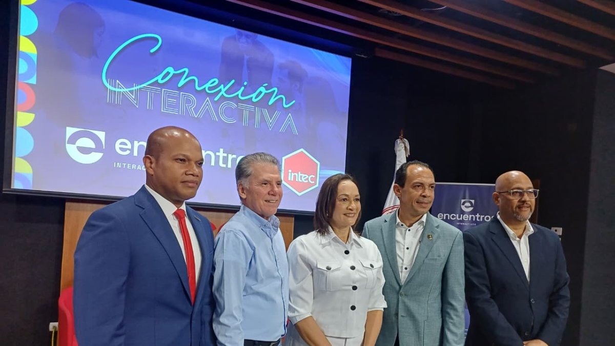 expertos-inspiran-a-estudiantes-y-profesionales-en-conexion-interactiva-2026