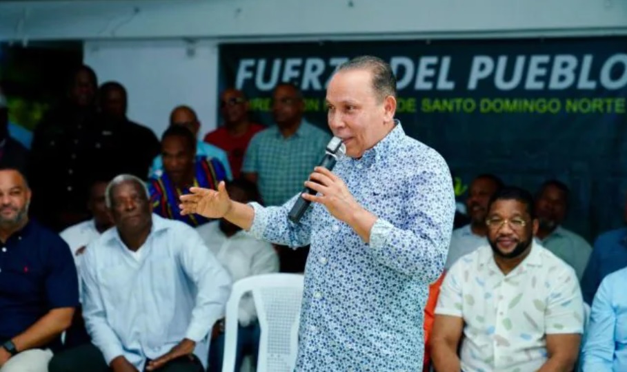 radhames-jimenez-desmiente-renuncias-masivas-en-la-fuerza-del-pueblo-y-alegada-enfermedad-de-su-presidente-leonel-fernandez