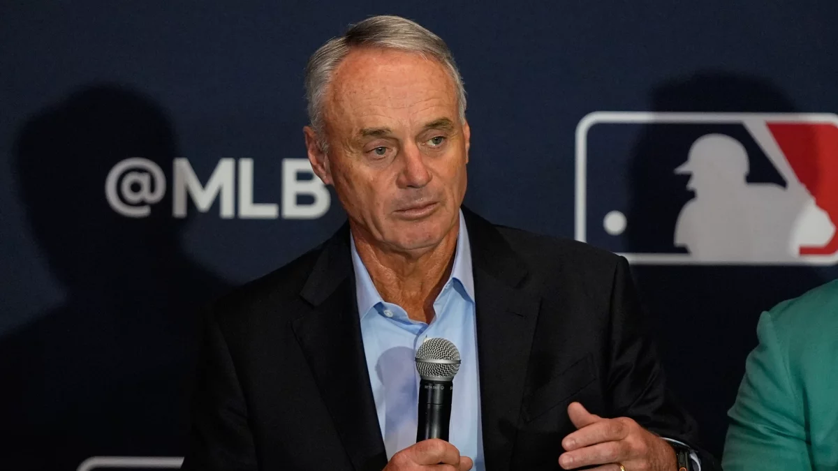 duenos-de-la-mlb-proponen-prohibir-contratacion-de-jugadores-de-secundaria-y-anadir-un-draft-internacional