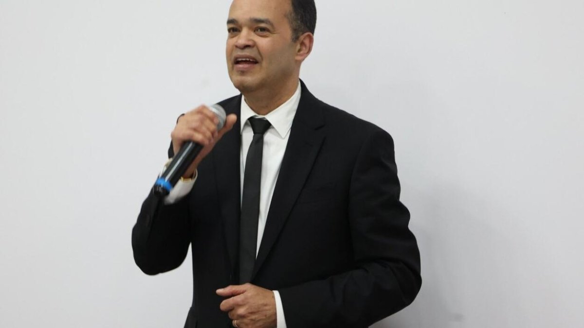fallece-alex-bueno-tras-enfrentar-complicaciones-de-salud