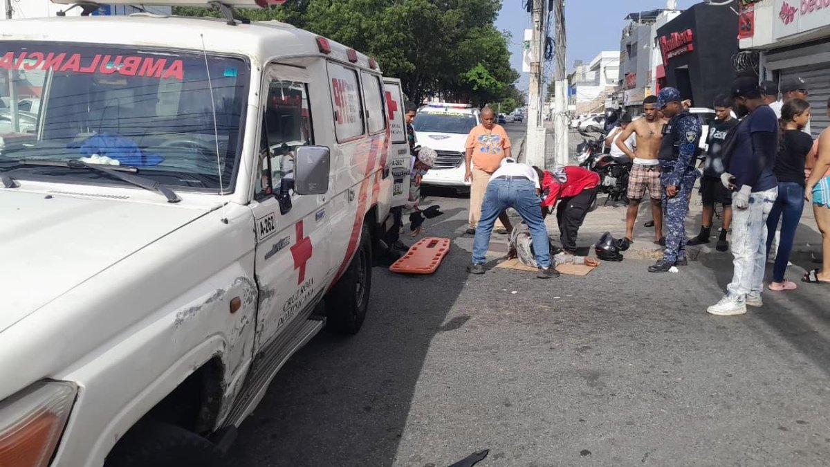 motorista-resulta-gravemente-herido-tras-aparatoso-choque-con-camioneta-en-la-san-martin